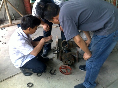 �Ϳ͑�һ���о������Ӕ���C����